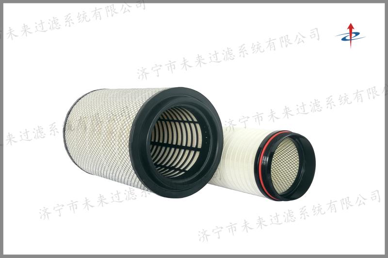 乘用车万搏（中国）的形状有扁圆或椭圆及平板式，滤材料为滤纸或非织造布，滤芯端盖有金属或聚氨脂的，外壳材料为金属或塑料